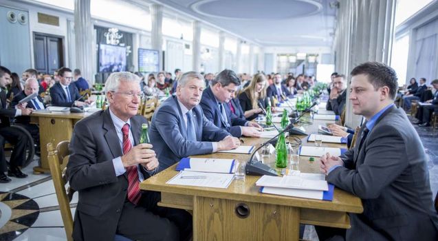 Powiększ obraz: Uczestnicy konferencji w Sejmie