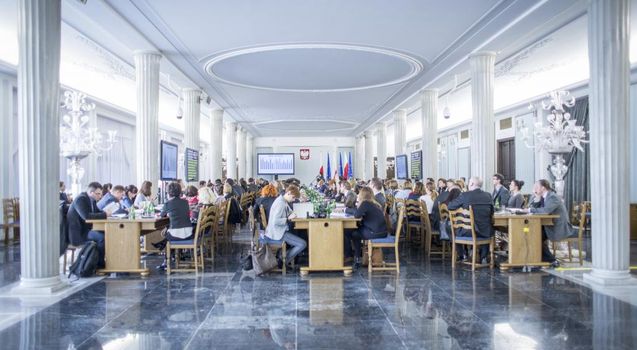 Powiększ obraz: Uczestnicy konferencji w Sejmie 17.03.2015