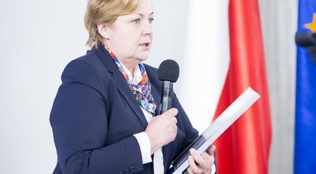 Powiększ obraz: Prezes SKM Warszawa - Krystyna Pękała